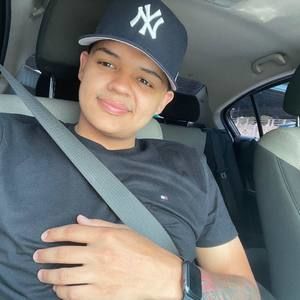 Meet your Posher, Victor manuel